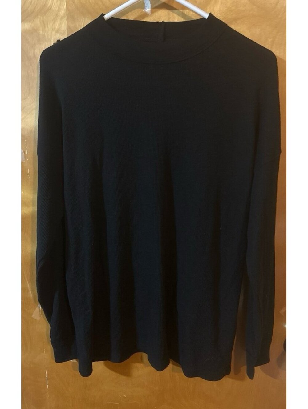Victoria’s Secret Pink thermal shirt size small